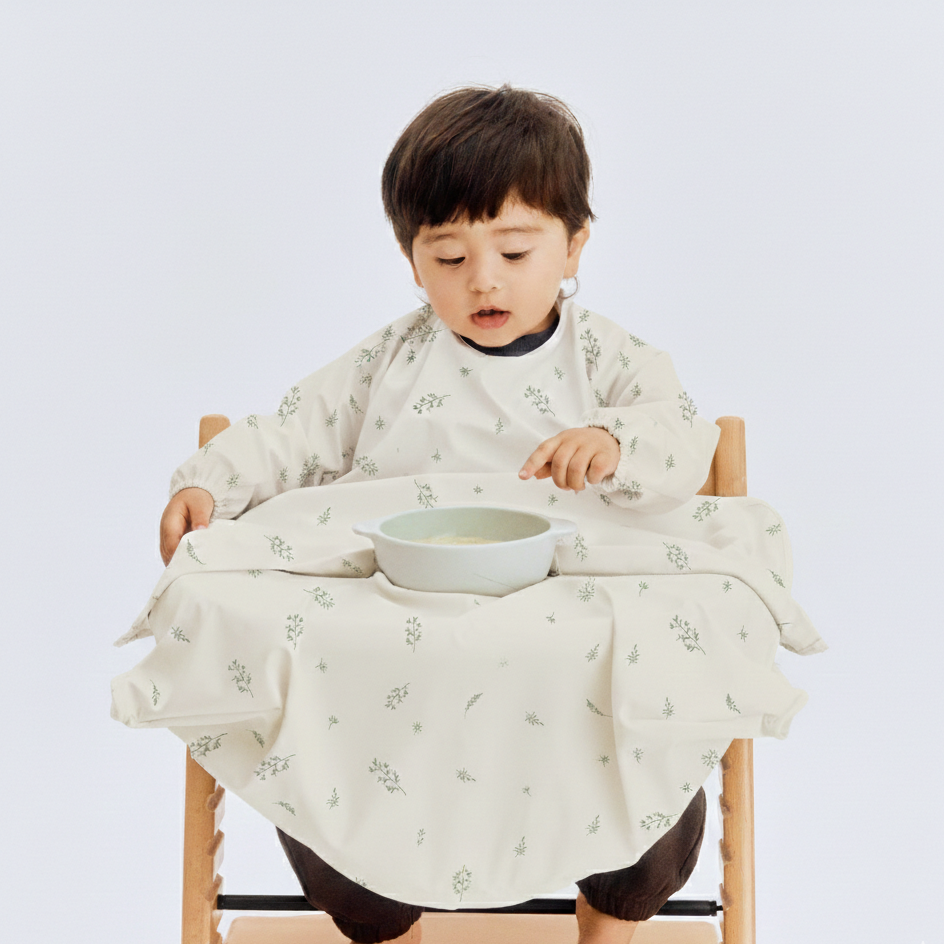 NEW 2026 食べこぼし用エプロン <長袖>